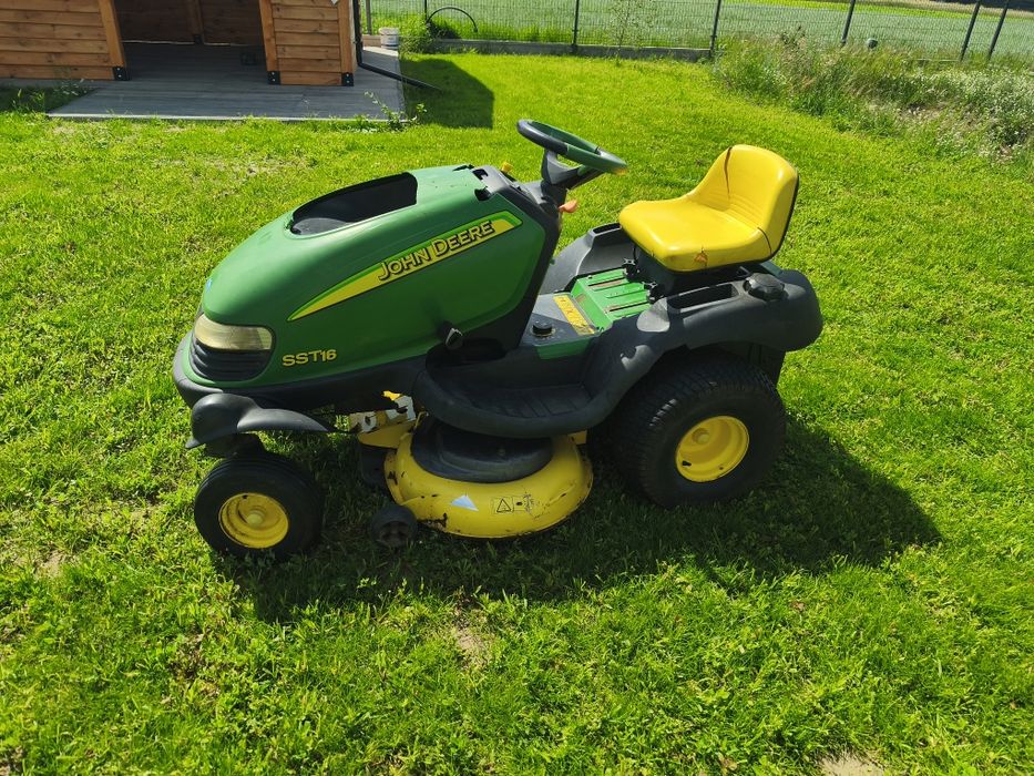 Traktorek kosiarka John Deere sst16 zeroskret dwa cylindry