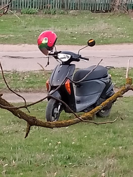 Скутер. Suzuki let's 5