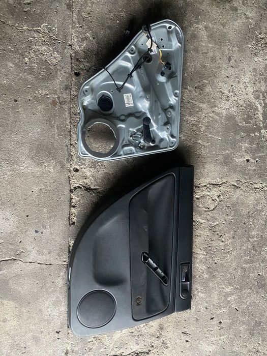 Drzwi Vw Passat b5 lewe tyl