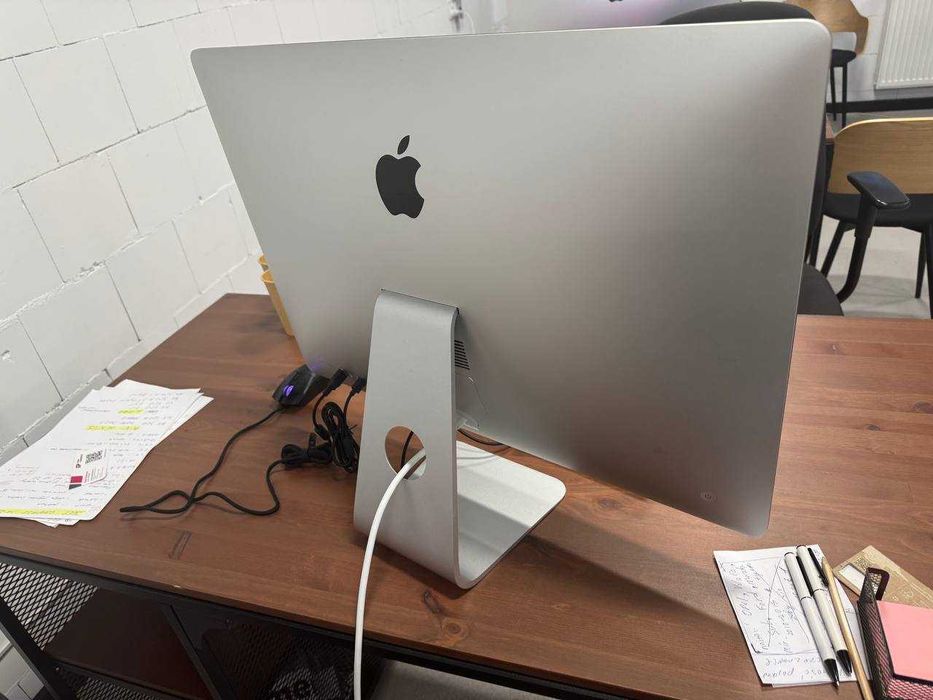 iMac (Retina 5K, 27-inch, Mid 2015)
