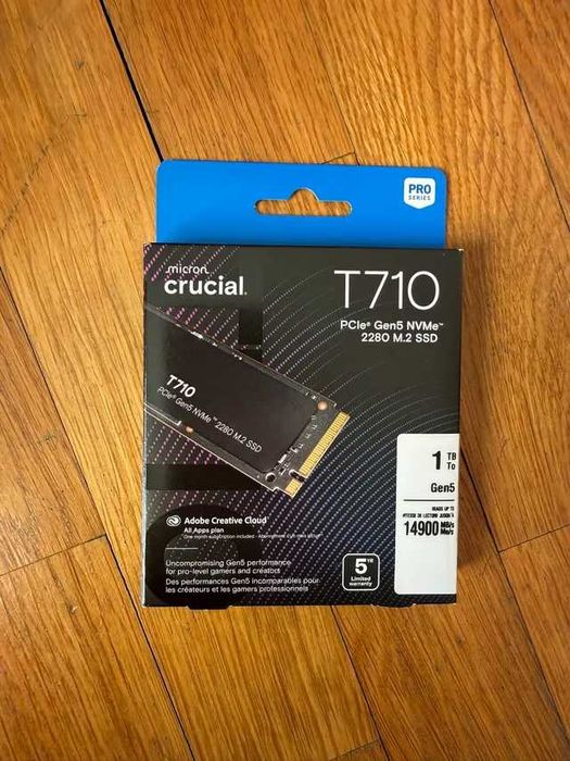 Crucial T710 1TB PCIe Gen5 NVMe M.2 SSD