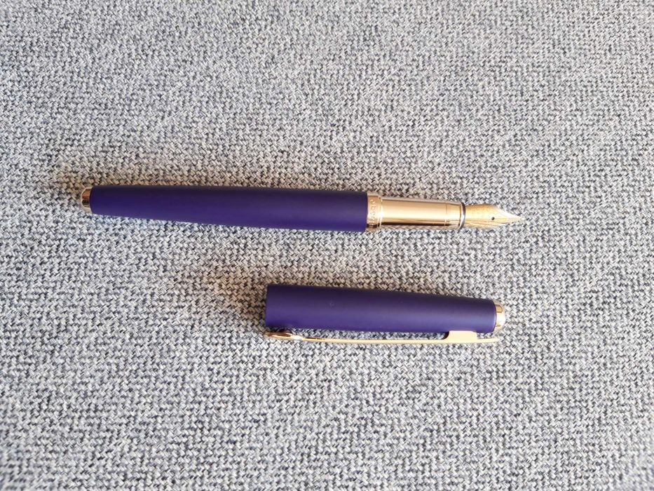 Caneta de tinta permanente "Oberthur"