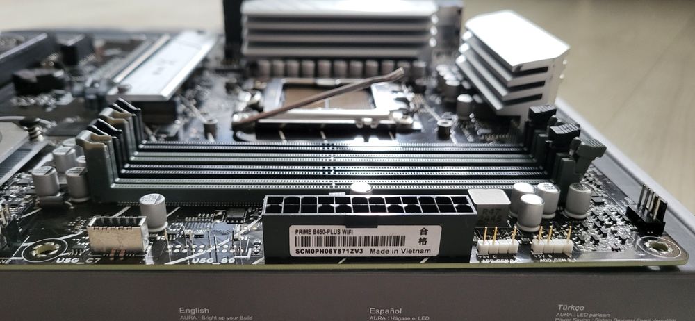 Материнська плата Asus PRIME B650-Plus (sAM5, AMD B650, PCI-Ex16)
