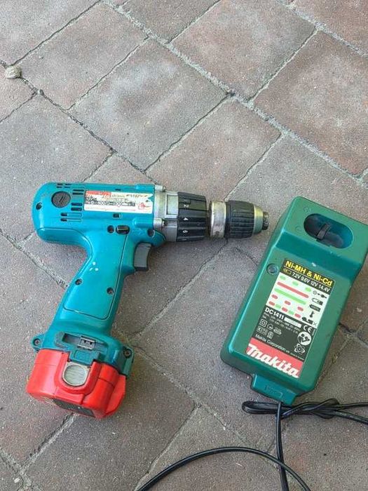 Wkrętarka Makita 6316D 12V + ładowarka DC1411