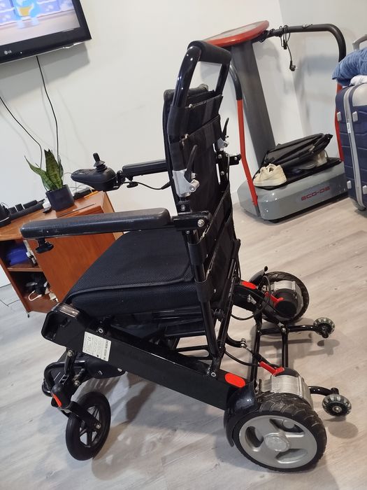 Cadeira de rodas elétrica