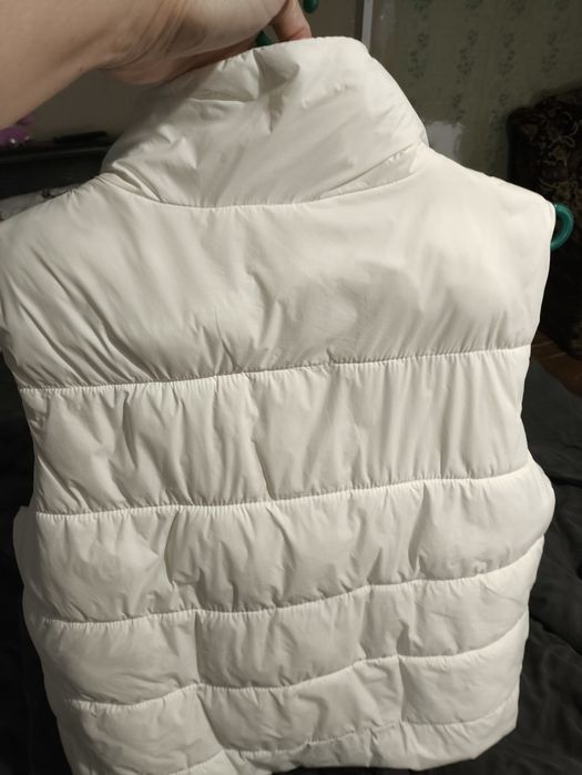 Безрукавка теплая!!!