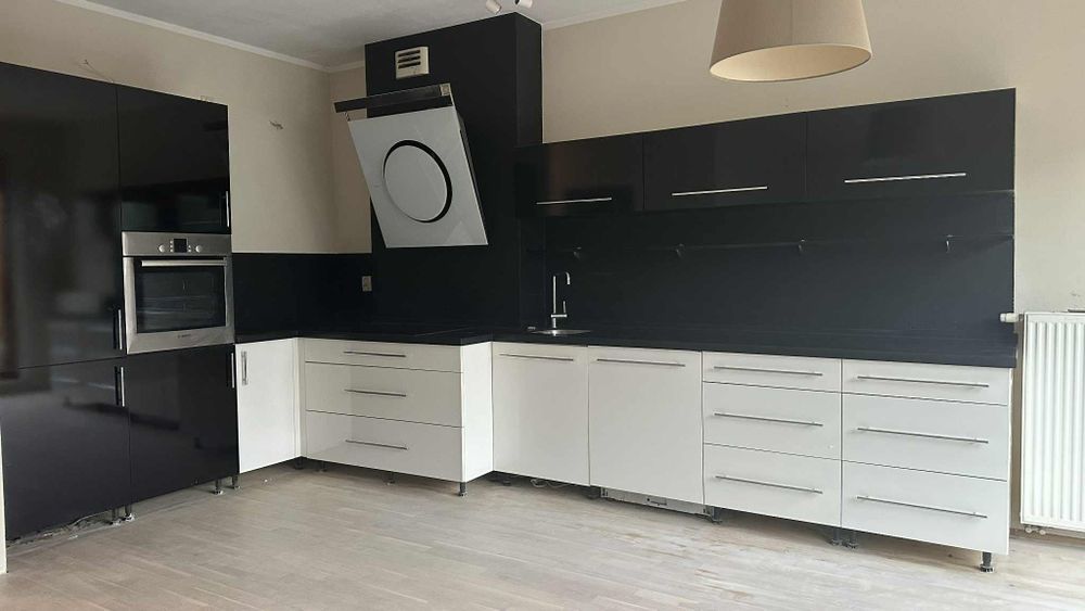 Sprzedam kuchnię przedstawioną na  zdjęciach