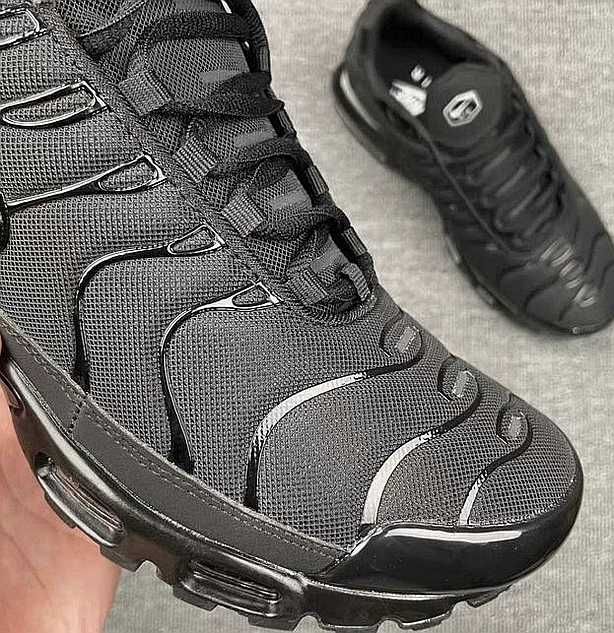 Nike_Air_Max_TN_Plus_Black_Rozmiar.40
