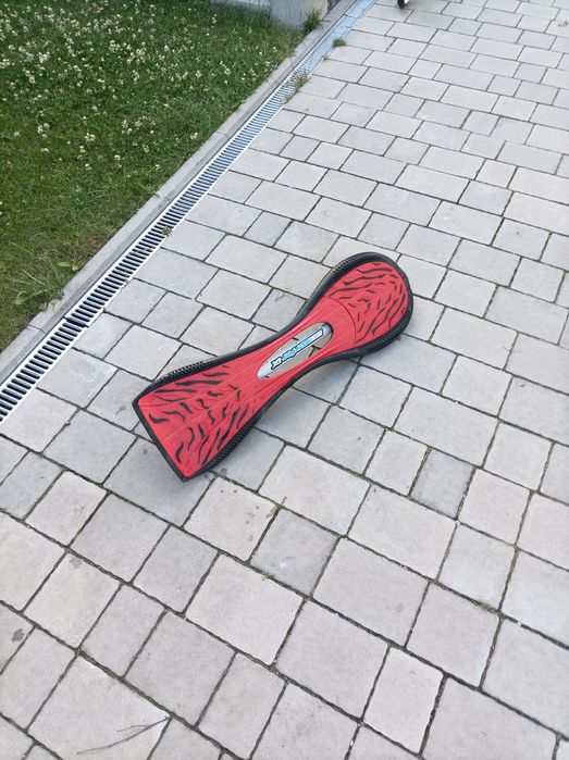 Deskorolka  Waveboard