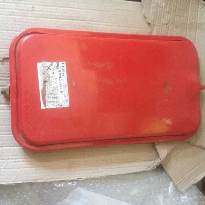 Расширительный бачок бак