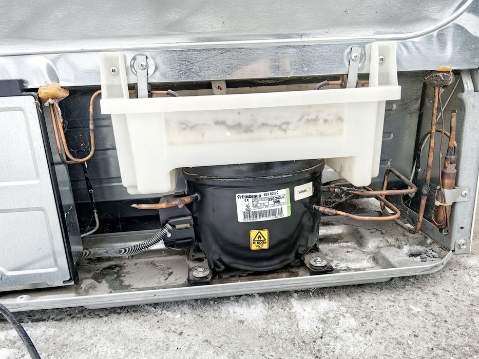 Холодильник широкий Sharp