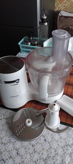 Кухоний комбайн Kenwood
