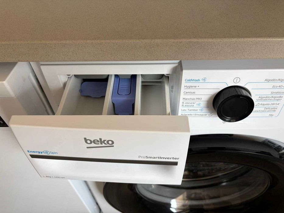 Máquina de lavar roupa Beko BM3WFT3821WB