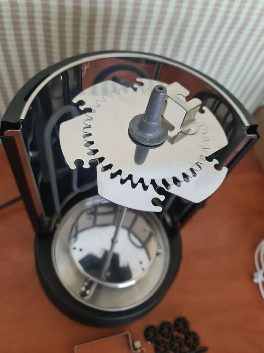 Grill elektryczny pionowy do mięsa ryby ważyw