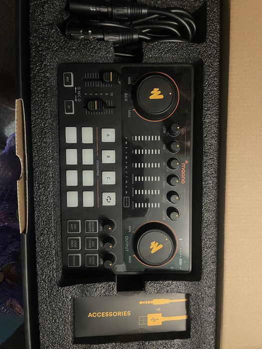 Аудіоінтерфейс Maono AME2