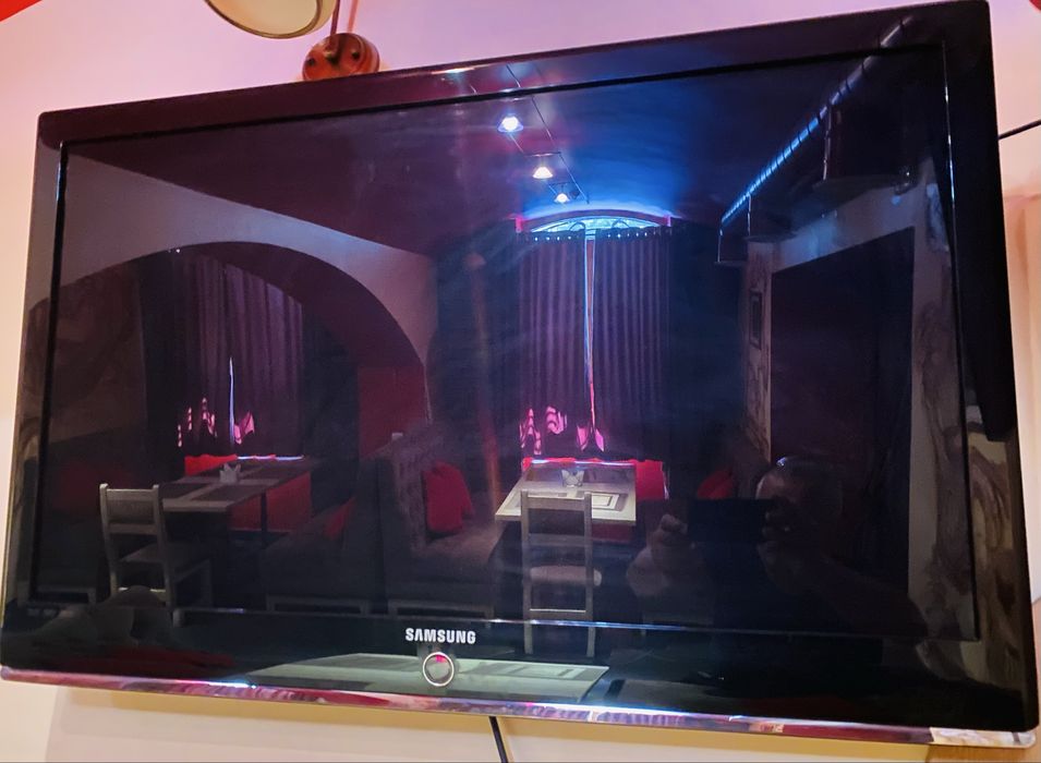 Продаються музикальні центри