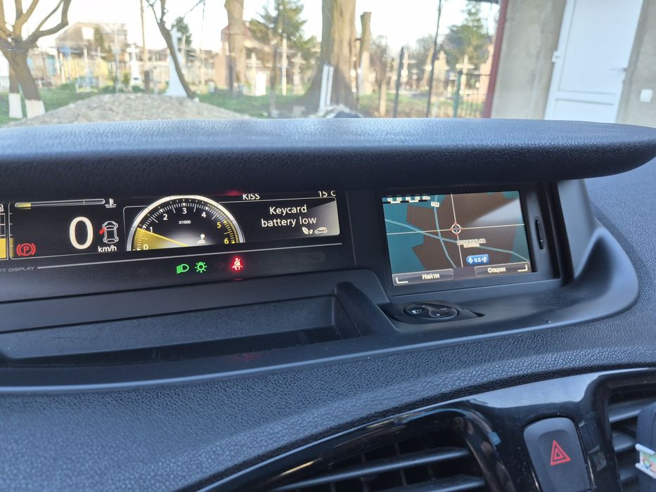 Рено гранд сценік