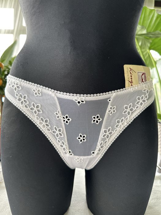 Stringi r. S (732)
