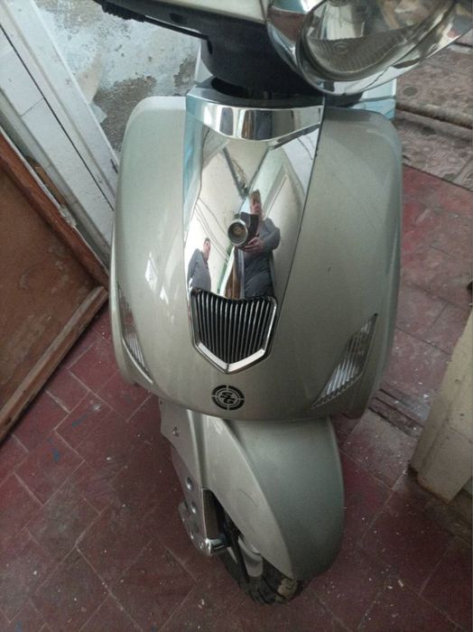 Продам ретро-скутер Speed Gear SG150T-F (150 кубів)