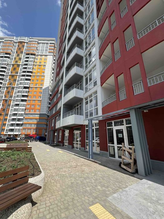 Аренда под магазин, салон, творческую студию, цветочный