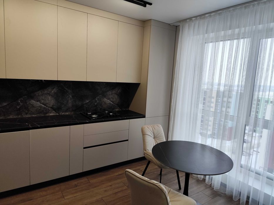 1-кімнатна квартира з ремонтом в ЖК «На Щасливому» -  заїжджай і живи.