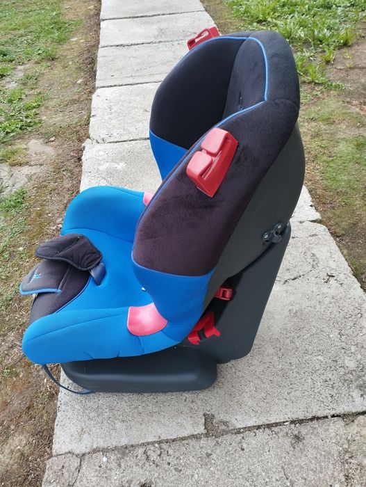 Продам автокрісло