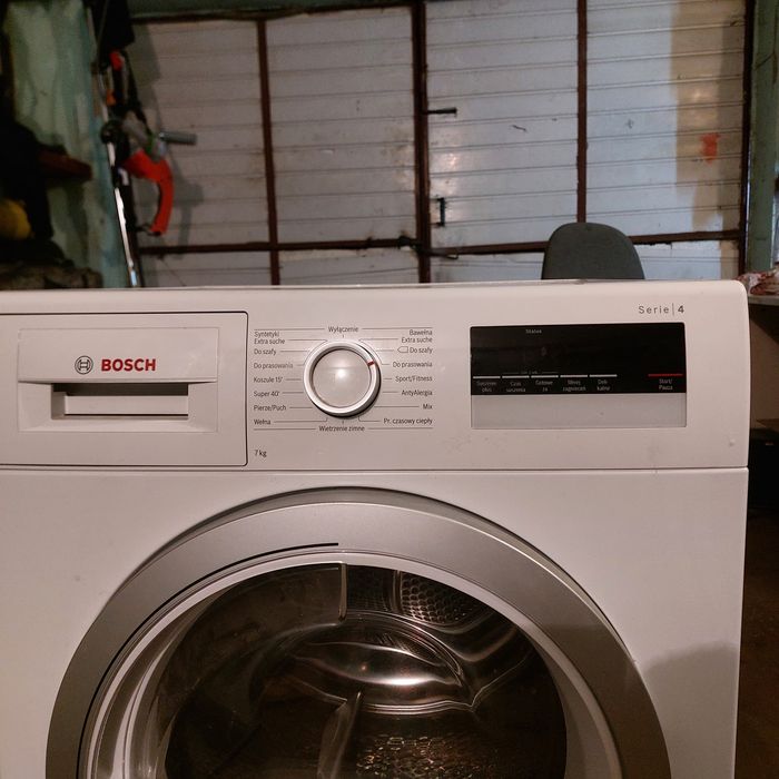 Продам сушильну машинку BOSCH Serie 4