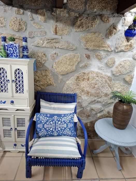 Dois moveis idênticos