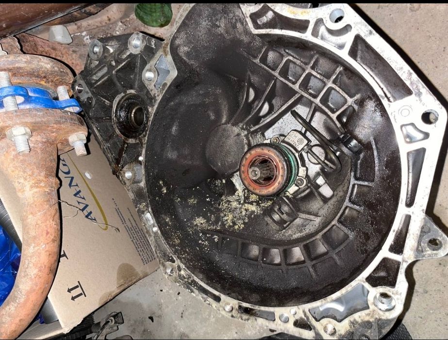 Коробка кпп від опель вектра б