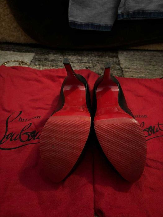 Christian Louboutin 39 (Original)