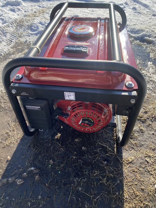 Генератор бензиновый 3 квт