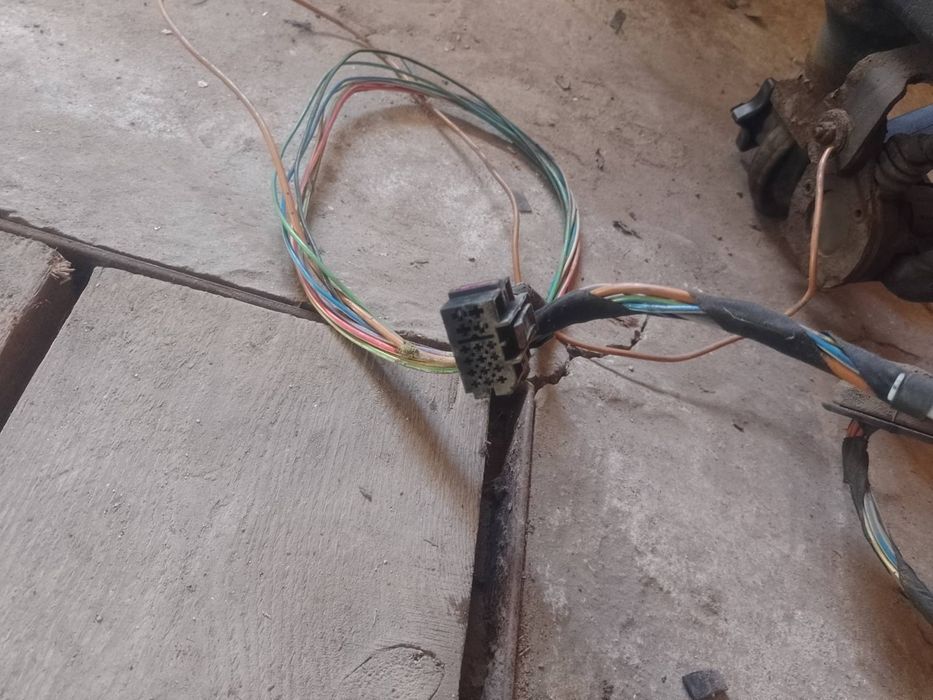 Фаркоп для авто вольцваген гольф 5 або 6