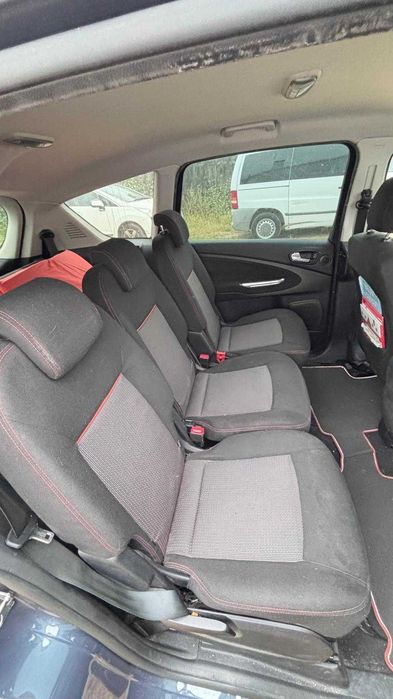 Viatura Usada Ford S-Max 1.6 TDCi 115cv 2014 – Avariada / Para Reparação