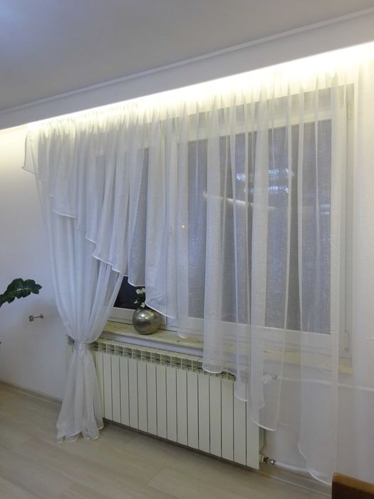 firana z batystu błyszcząca skos