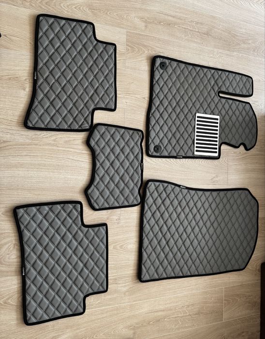 KIA Sportage килимки 2024 два варіанта