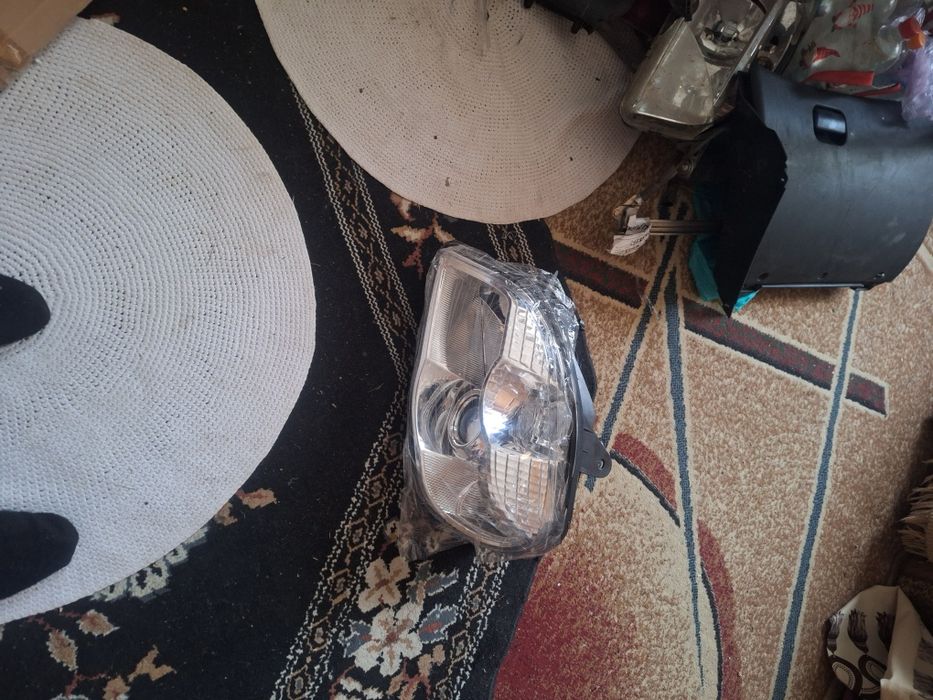 Продам фару ліву шевроле ніва