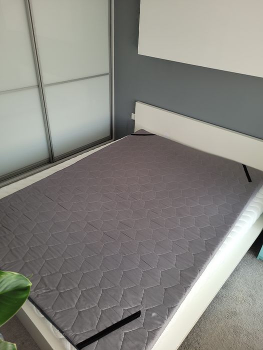 Nakładka na łóżko, materac. Włókno kokosowe + gąbka.