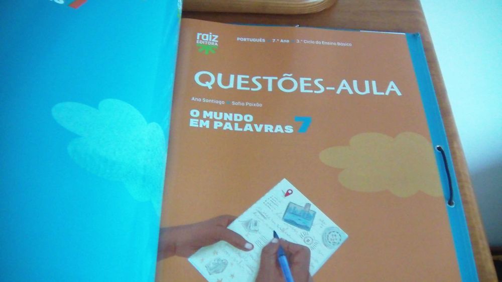 Conjunto completo professor O mundo em palavras 7 -Português  7.º Raiz