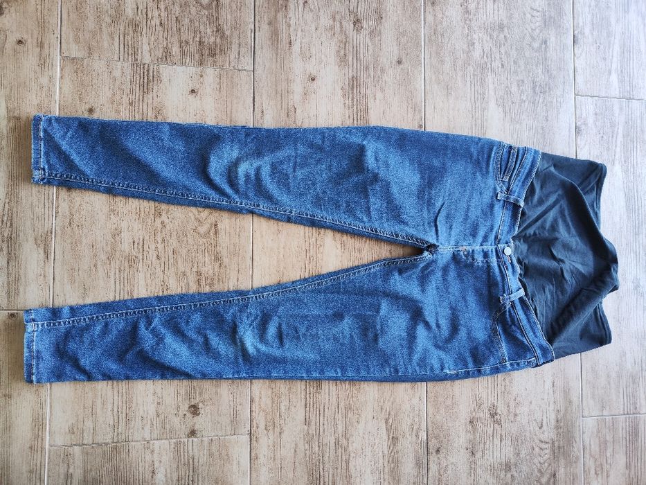 Ubrania ciążowe rozm. 40/42 – paka za 250 zł