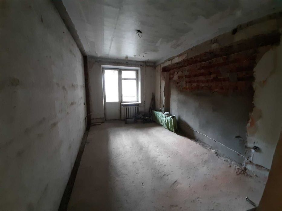 Продаж 3К Виставка LIN 4007