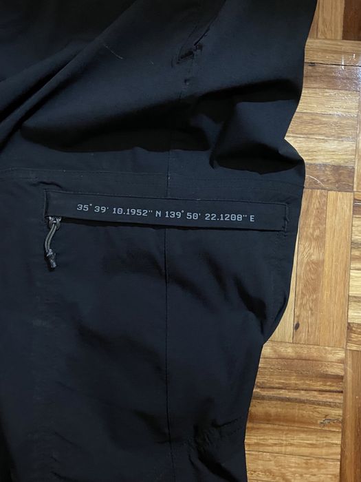 calças tecido tecnico pretas