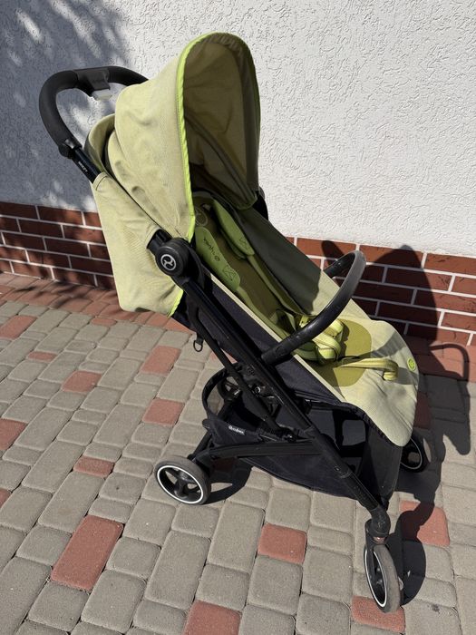 Прогулянкова коляску Cybex Beezy