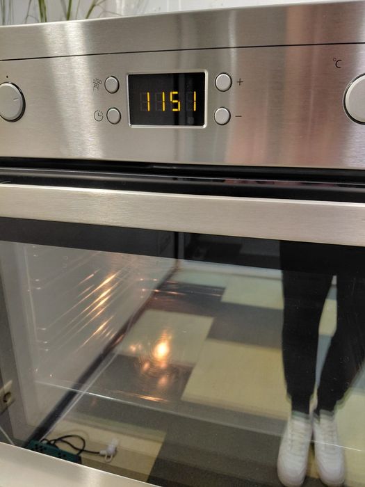 Надійна духова шафа духовка пічка піч Beko OIM23301X
