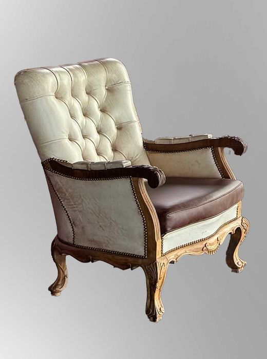 Cadeirão vintage capitonê