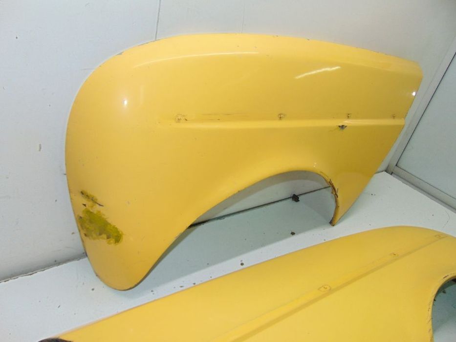 Renault 4l guarda lamas