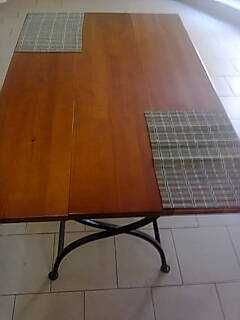 Стол +четыре стула