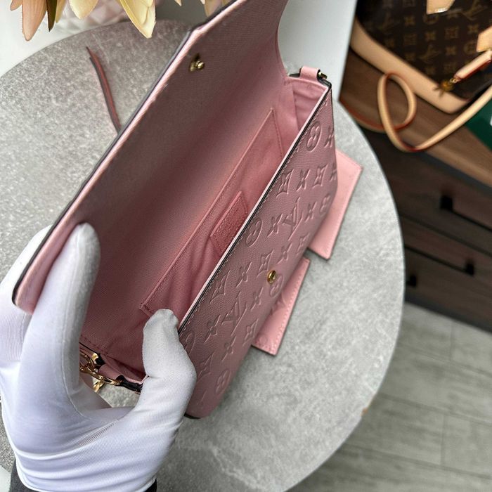 Крутая сумка Louis Vuitton Pochette Félicie