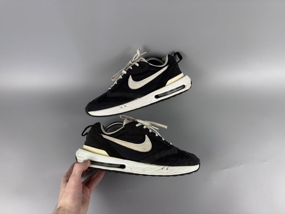 Розмір 44 28 см Чоловічі кросівки Nike Air Max Dawn