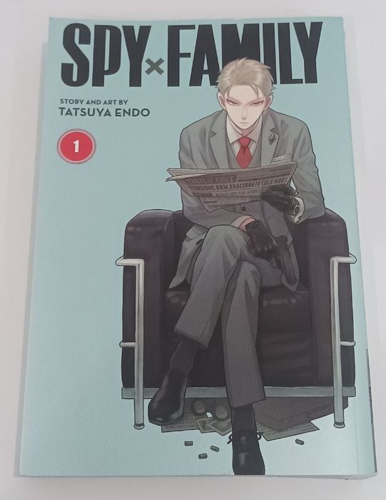Mangá "Spy x Family 1" em inglês