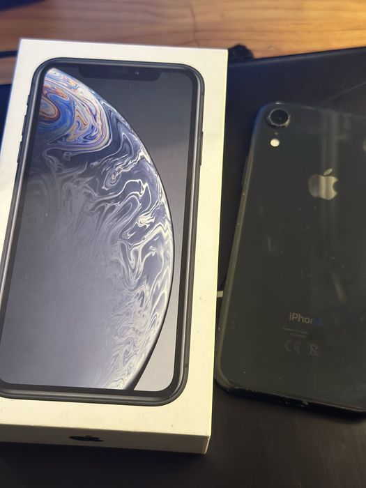 iPhone XR 64GB – Desbloqueado – Bom estado